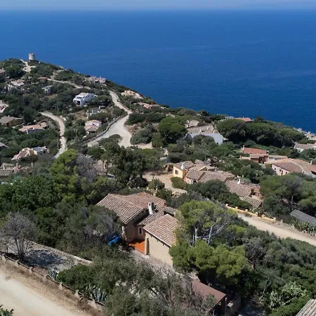 Miramare House Sardinia 别墅 *